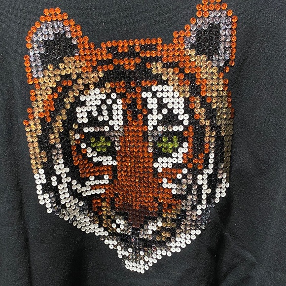 Jerzees Black sweatshirt with Tiger sequins Graphic size XL NWOT - Picture 13 of 15